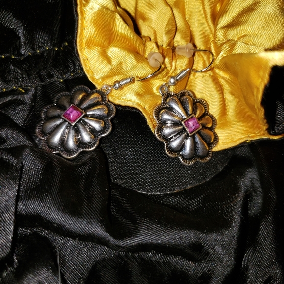 CACHE SILVER w pink stone DROP Concho Earrings - Picture 1 of 3
